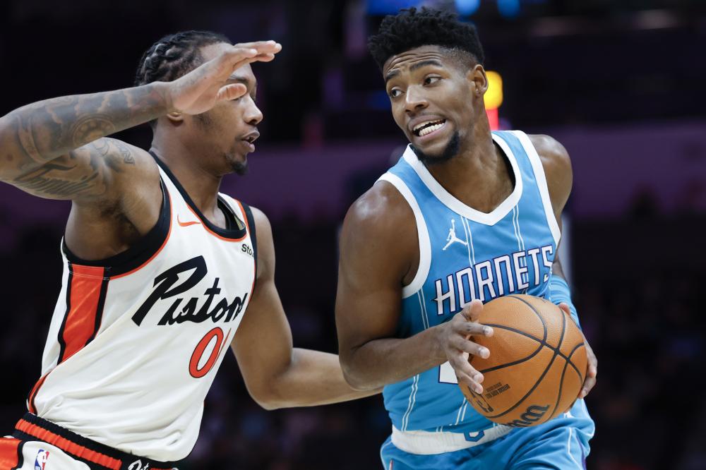 通过观察防 通过观察防