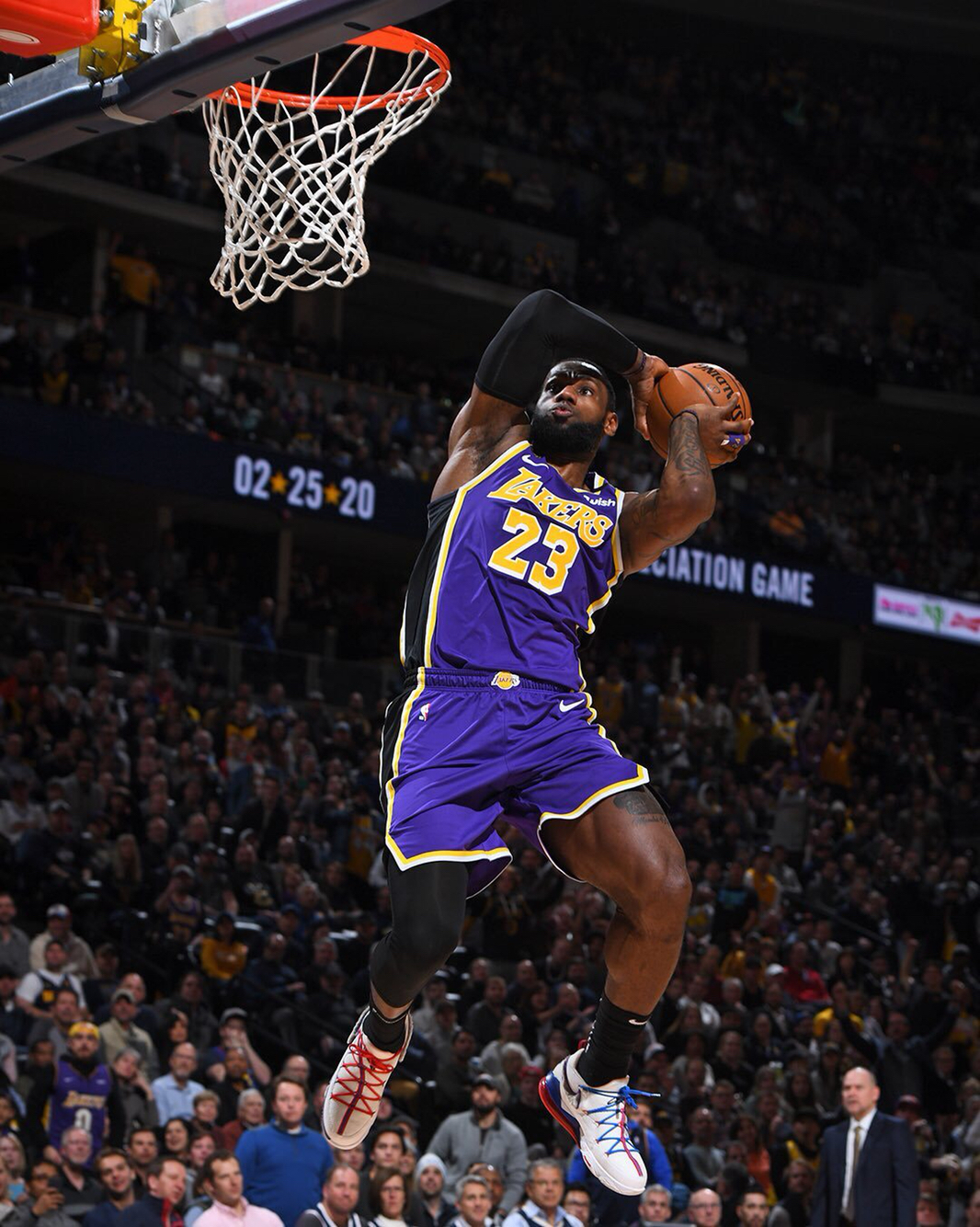 更值得足球 更值得足球